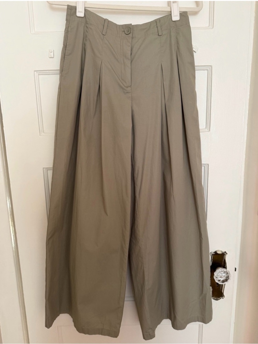 Mango High-Waist Wide-Leg Pleated Pants
